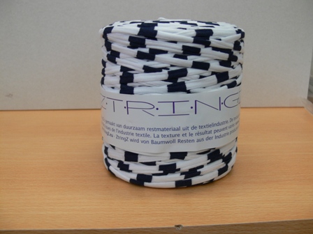 ZtringZ - Wit met donkerblauw streepje