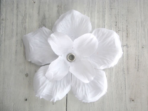 Zijde bloem wit